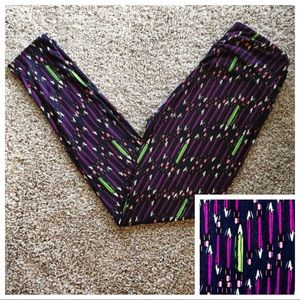 LuLaRoe One Size Pencil ✏️ Leggings Teachers 💕